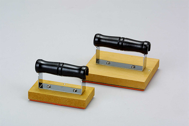 ゴム印の台木　アイロン台木